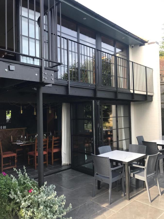 Hotel The Kings Head Dorking Exterior foto
